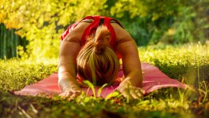 estrés-ansiedad-yoga-meditación